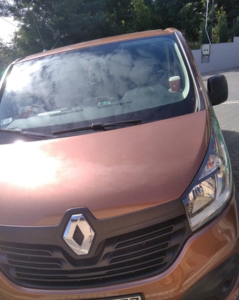 Renault Trafic cena 63900 przebieg: 386000, rok produkcji 2015 z Lipsko małe 37